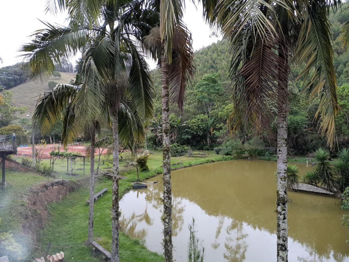 Chacara Ladeira De Pedra Villa Salesópolis Екстериор снимка
