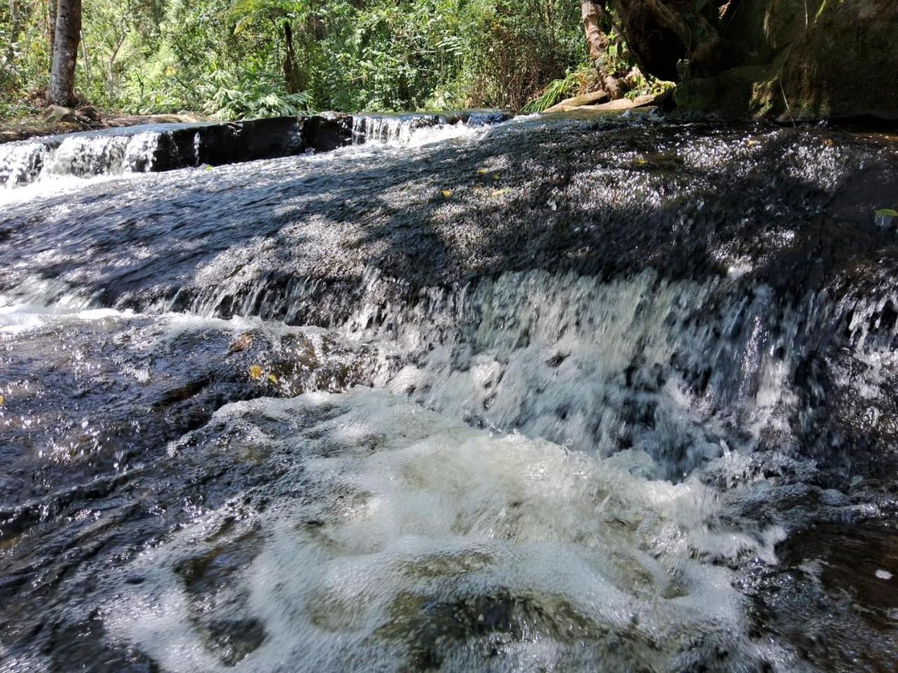 Chacara Ladeira De Pedra Villa Salesópolis Екстериор снимка