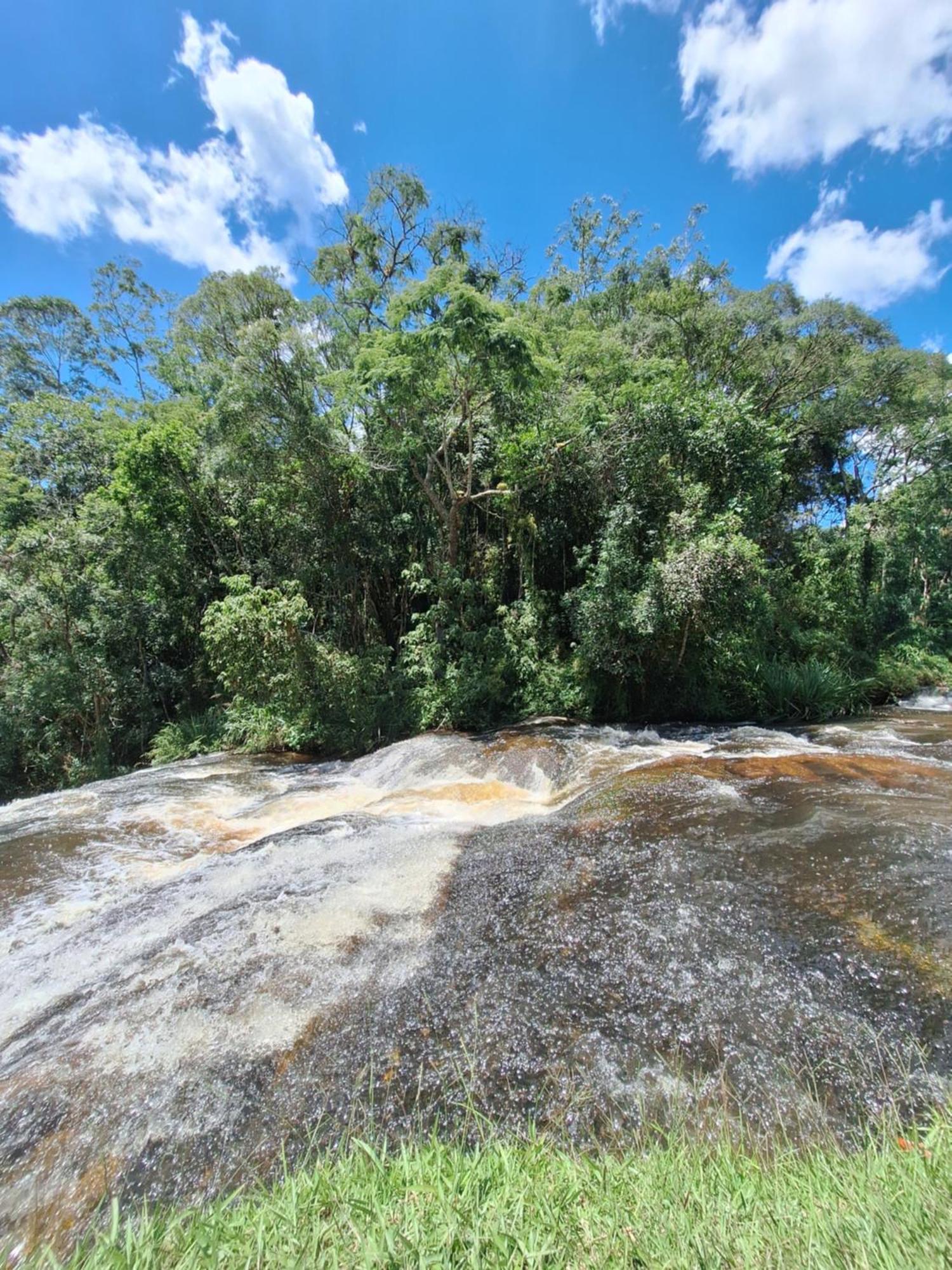 Chacara Ladeira De Pedra Villa Salesópolis Екстериор снимка