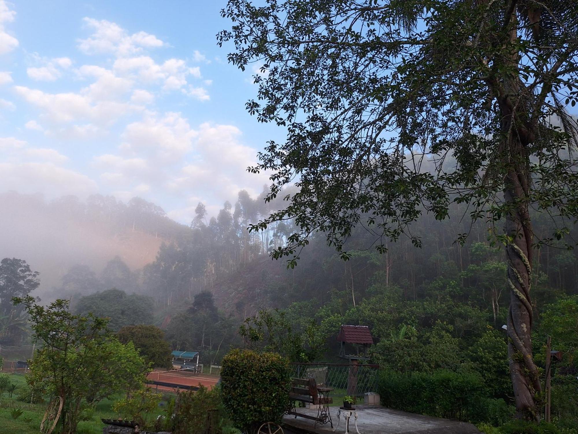 Chacara Ladeira De Pedra Villa Salesópolis Екстериор снимка